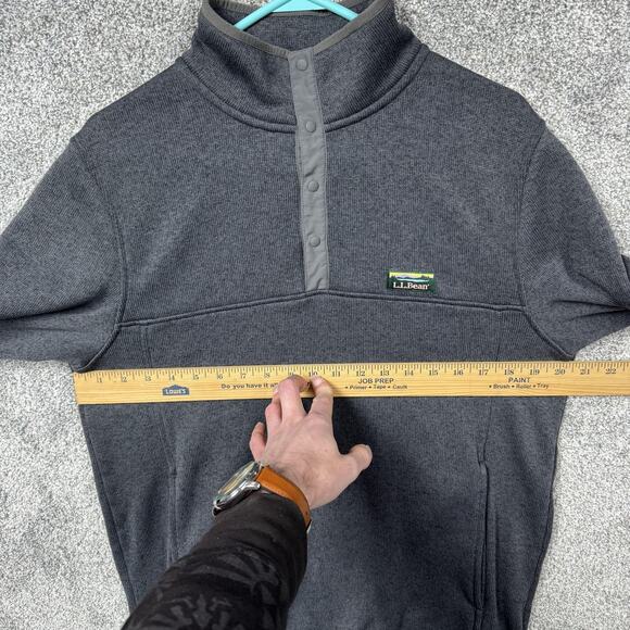 LL Bean Fleece Pullover Sweater M Slightly Fitted Gorpcore Outdoors Quarter Snap - Picture 3 of 12